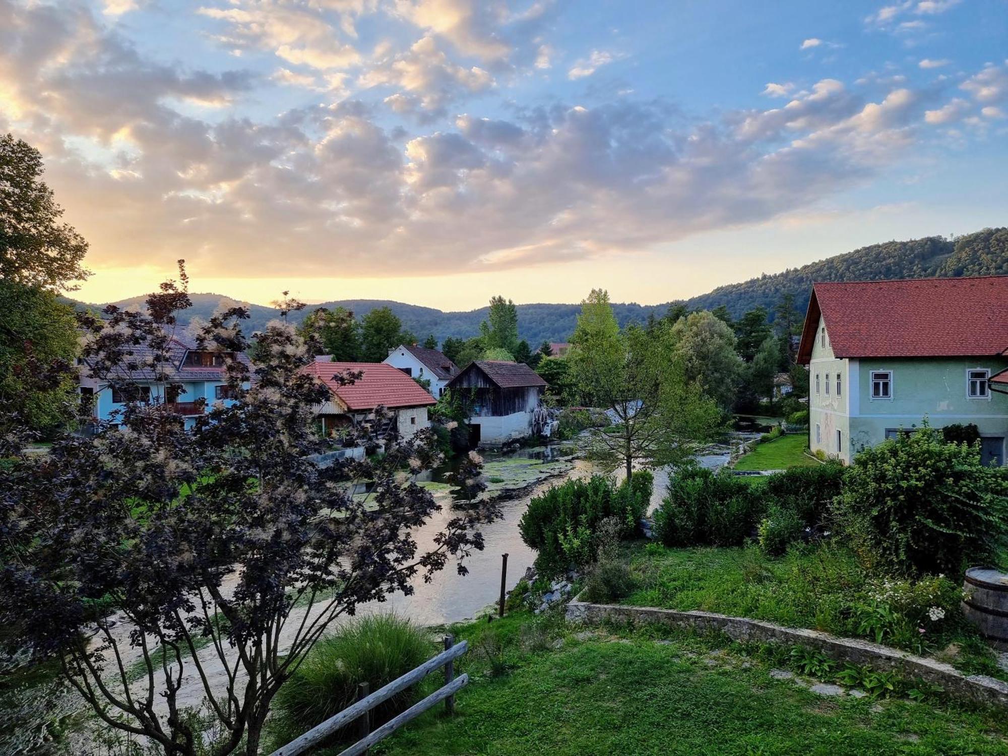 Krka River Lodge Znojile pri Krki 외부 사진